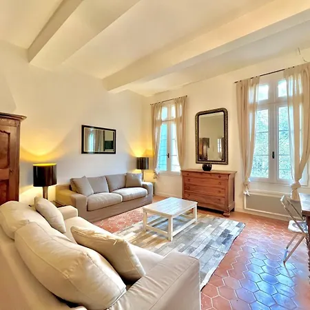 Le 100% Uzes, Charme En Plein Centre Historique * Uzès