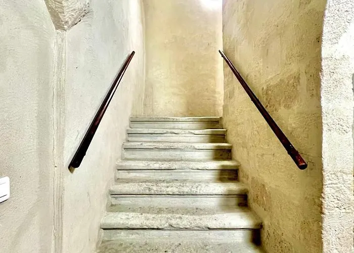 Apartamento Le 100% Uzes, Charme En Plein Centre Historique